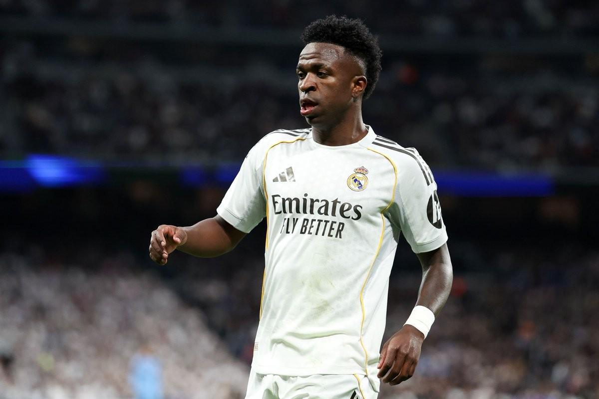 开云官网-罗马诺：弗洛伦蒂诺希望维尼修斯留在皇马，并与他续约