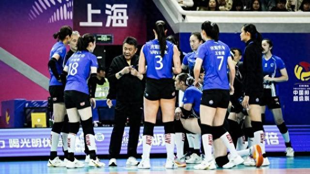 kaiyun-“忘记过去”成就上海女排关键一胜，与江苏队的决胜场“攻心”为上|蔡斌|江苏女排|比赛|球迷|队员_新浪新闻